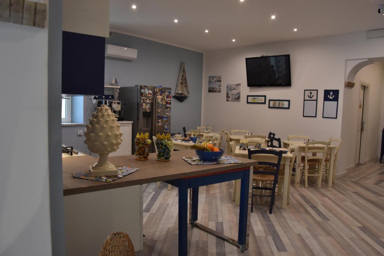 גיארדיני נאקסוס B&B Marina Blu מראה חיצוני תמונה